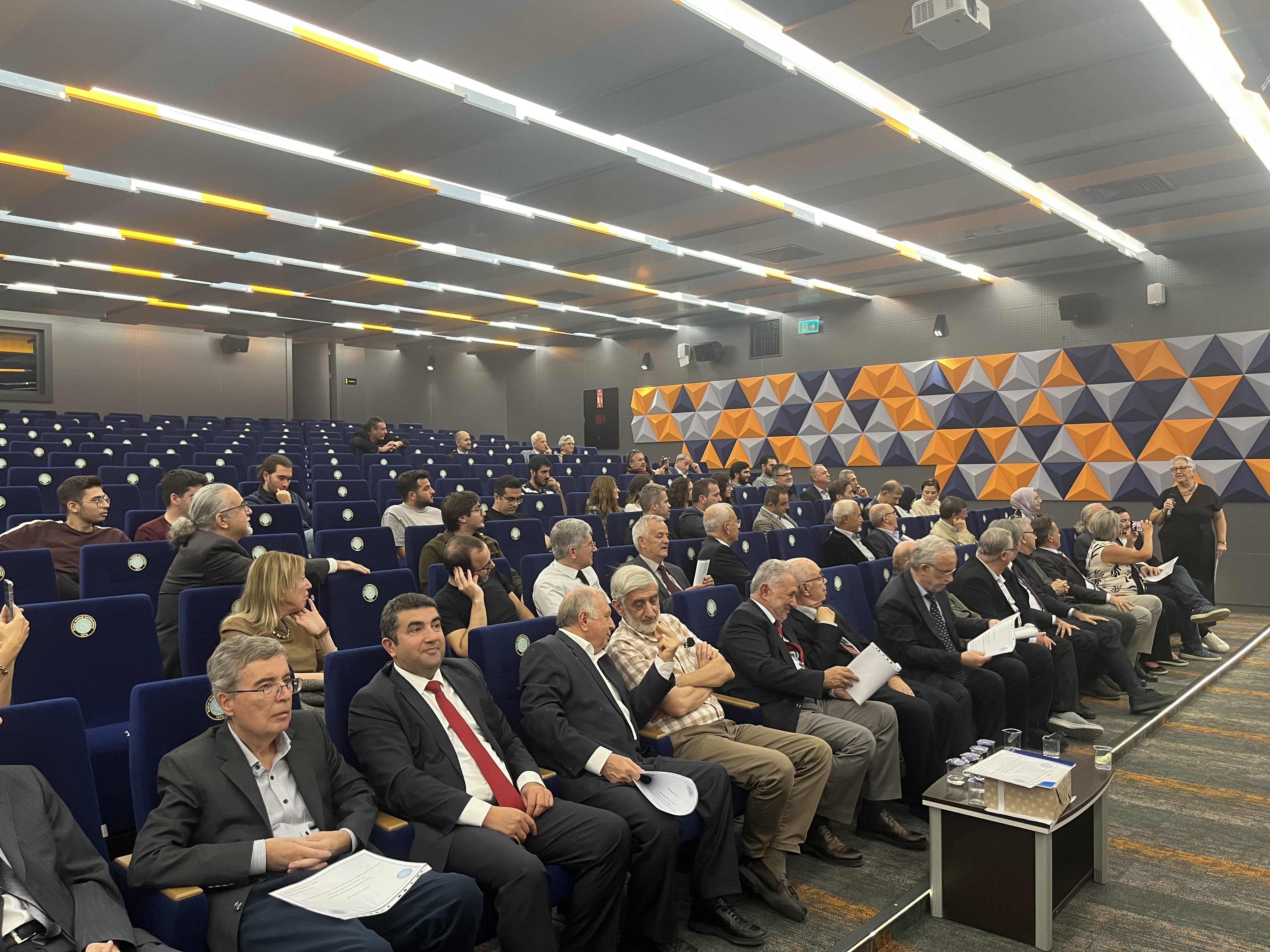 Makine Mühendisliği Bölümümüzün 50. Kuruluş Yıl Dönümü Seminer Etkinliği Gerçekleştirildi
